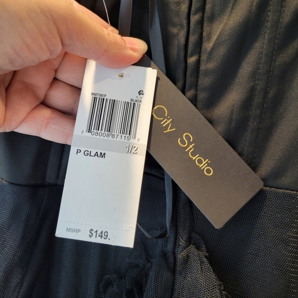 NWT City Studios Junior Sweetheart-Neck Tiered Dress on Blacl Size 12 - Picture 10 of 13